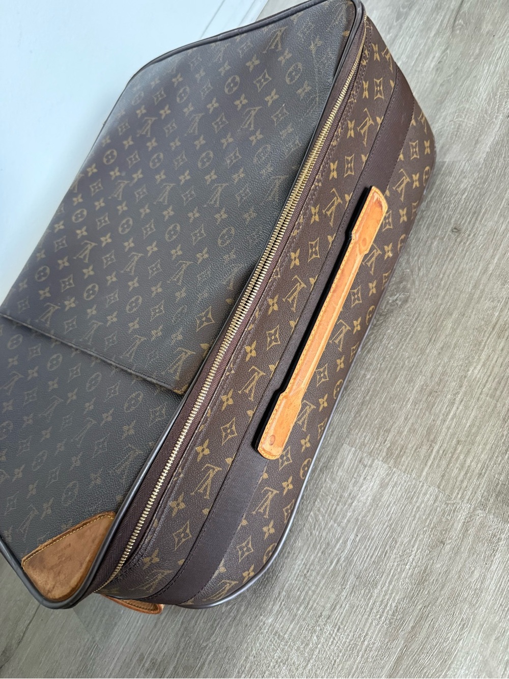 LOUIS VUITTON Pegase 55 Monogram Canvas Travel Rolling Suitcase - Picture 6 of 9